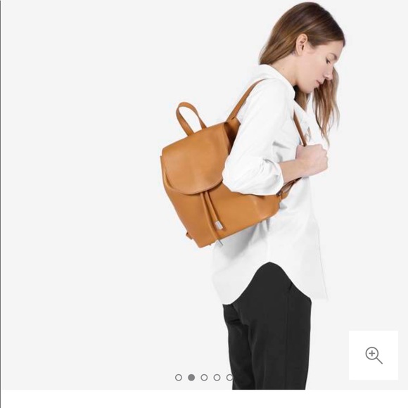 Everlane Petra Backpack Camel Italian Leather - Picture 3 of 8